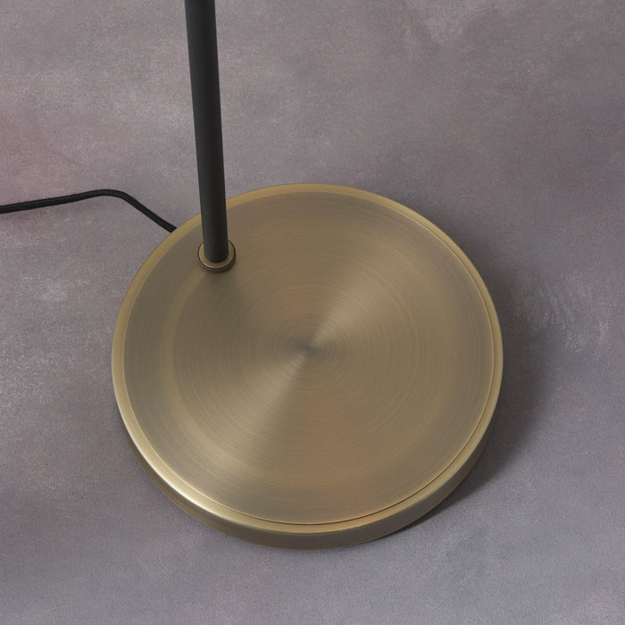 Mayfield Floor Lamp Brass / Black