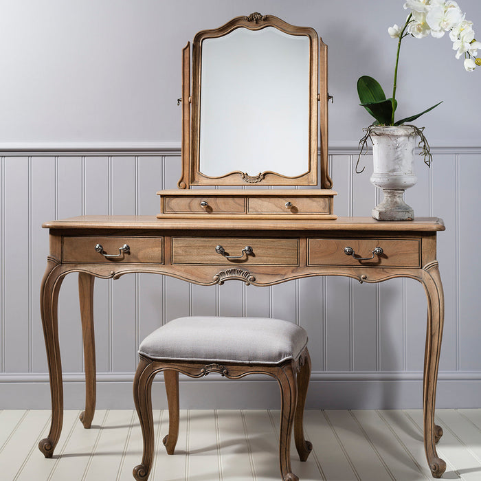 Chic Dressing Stool Weathered