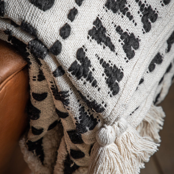 Black & Cream Tufted Throw