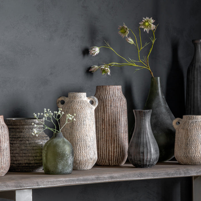 Sgraffito Vase Wide Black